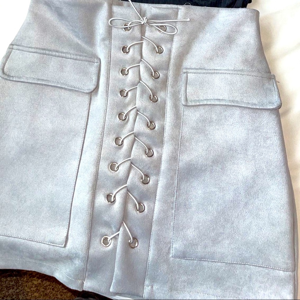 Super cute high waisted skirt
